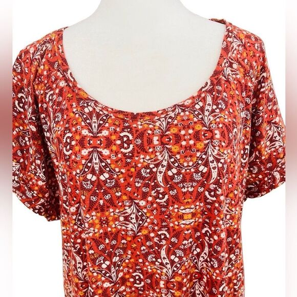 Lucky Brand patterned scoop neck short sleeve relaxed fit top, size S. - Picture 2 of 7